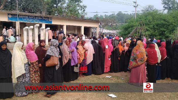 টাঙ্গাইলে ইউপি ও পৌর নির্বাচনে ভোটগ্রহণ চলছে