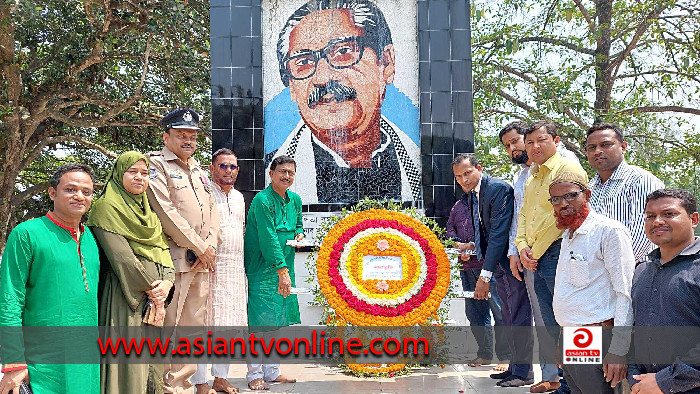 বঙ্গবন্ধু-বাংলাদেশকে যারা মানে না, তাদের নাগরিকত্ব থাকা উচিত না: মনোরঞ্জন শীল গোপাল