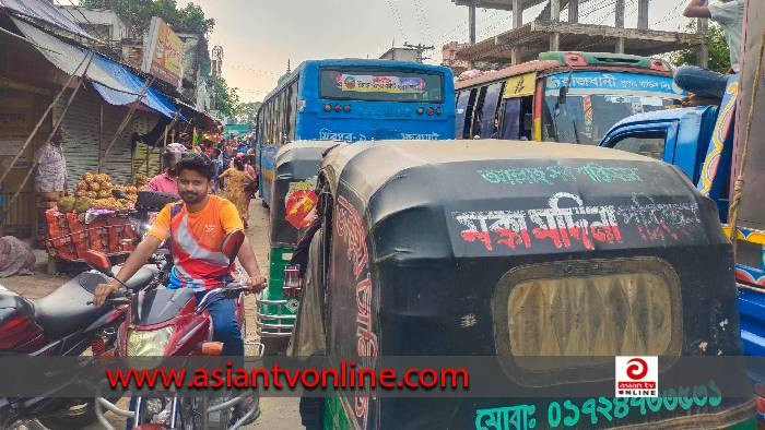 নেত্রকোনায় বাস-অটোরিক্সা মুখোমুখি সংঘর্ষে নিহত ২