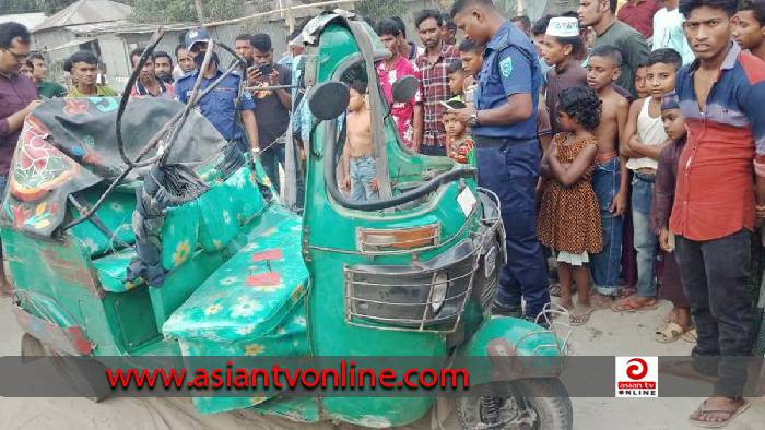গোবিন্দগঞ্জে বাস চাপায় সিএনজির ৪ যাত্রী নিহত