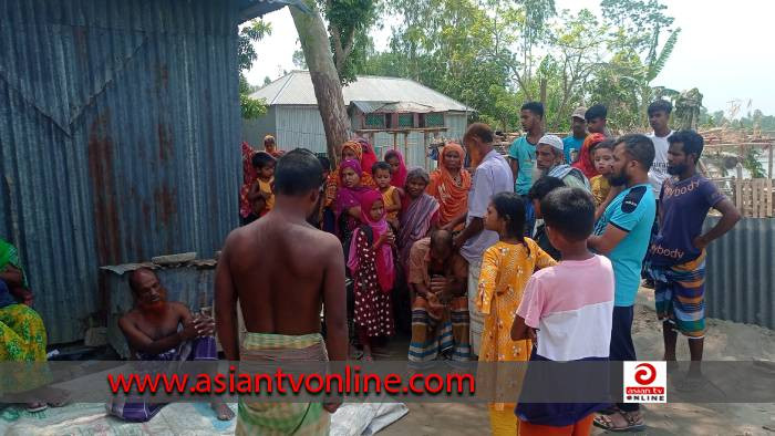 যমুনায় মাছ ধরে ফেরার পথে নৌকা থেকে পড়ে যুবক নিখোঁজ