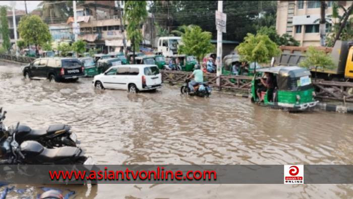 অল্প বৃষ্টিতেই সিলেটে তৈরি হয় জলাবদ্ধতা