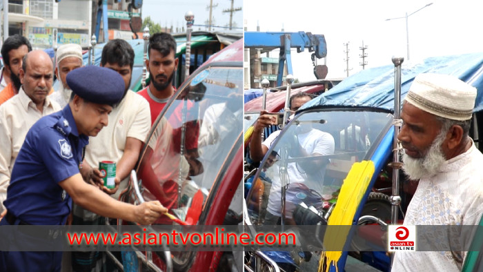 মানিকগঞ্জে যানজট নিরসনে ট্রাফিক পুলিশের বিশেষ উদ্যোগ