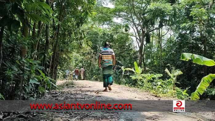 আমতলীতে ৩৫ বছর অপেক্ষার পর নির্মিত হল রাস্তা