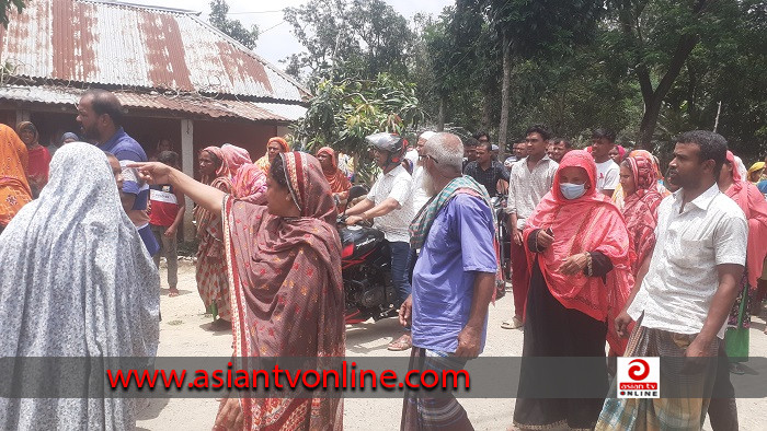 স্বামীর কোদালের কোপে স্ত্রী নিহত