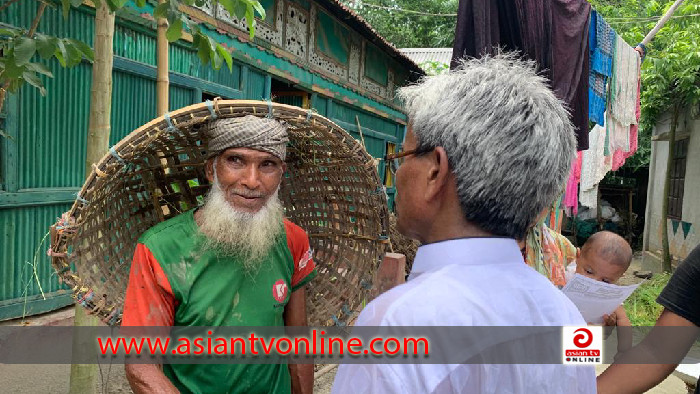 দেবীদ্বার পৌর নির্বাচন: প্রতীক বরাদ্দ পেয়ে প্রচারণায় প্রার্থীরা