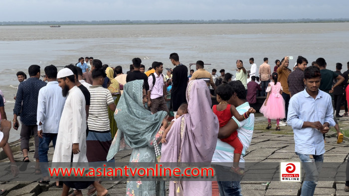 পর্যটকদের উপস্থিতিতে উৎসবমুখর কাজিপুরের পর্যটনকেন্দ্র