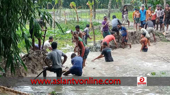 প্রভাবশালীদের দখল থেকে খাল মুক্ত করল আমতলী উপজেলা প্রশাসন