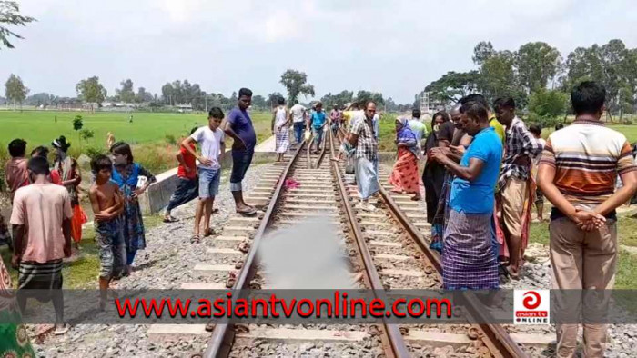 পার্বতীপুরে ট্রেনে কাটা পড়ে নিহত ২