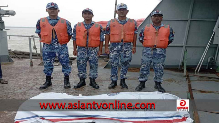 নোয়াখালীতে নৌকা ডুবির ১৬ ঘণ্টা পর শ্রমিকের মরদেহ উদ্ধার