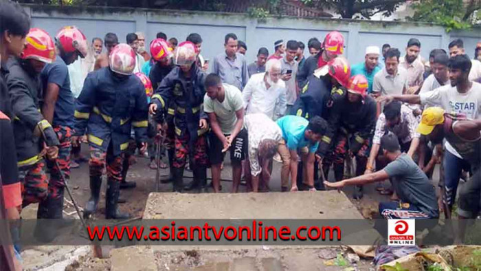 সিলেটে ড্রেনের ভেতরে লুকিয়ে থাকা যুবককে উদ্ধার করলো ফায়ার সার্ভিস