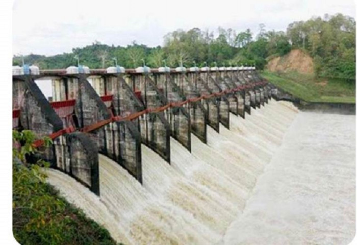 পানি বেড়ে যাওয়ায় খুলে দেয়া হয়েছে কাপ্তাই বাঁধের ১৬টি গেইট