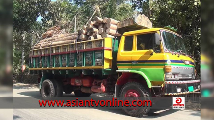 রাঙামাটিতে কাঠভর্তি ট্রাকে পাহাড়ি সন্ত্রাসীদের ব্রাশ ফায়ার