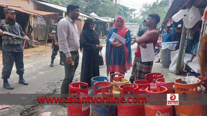 মানিকগঞ্জে ভোক্তা অধিকারের অভিযানে ৪ ব্যবসায়ীকে জরিমানা