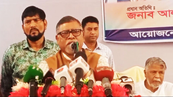 বিএনপি স্বাস্থ্য বিষয়ে বিভ্রান্তকর তথ্য ছড়িয়েছে: স্বাস্থ্যমন্ত্রী