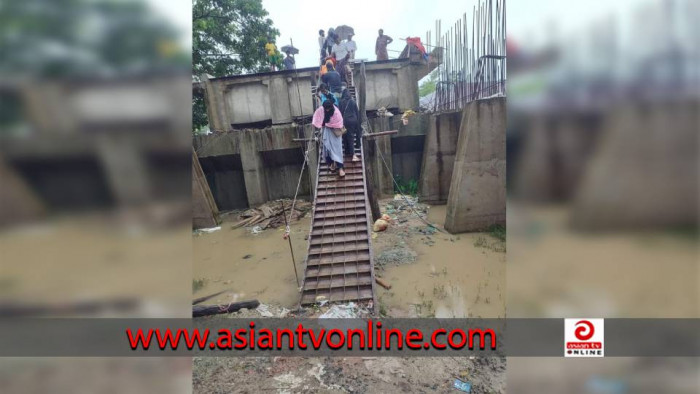 ঈদগাঁওয়ে সেতুর নির্মাণকাজে বিলম্ব: দুর্ভোগে সহস্রাধিক মানুষ