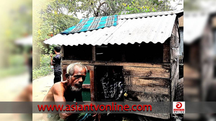 ‘নিজের ঘর থাকলে কেউ হাঁস-মুরগির খোঁয়াড়ে থাকে!’