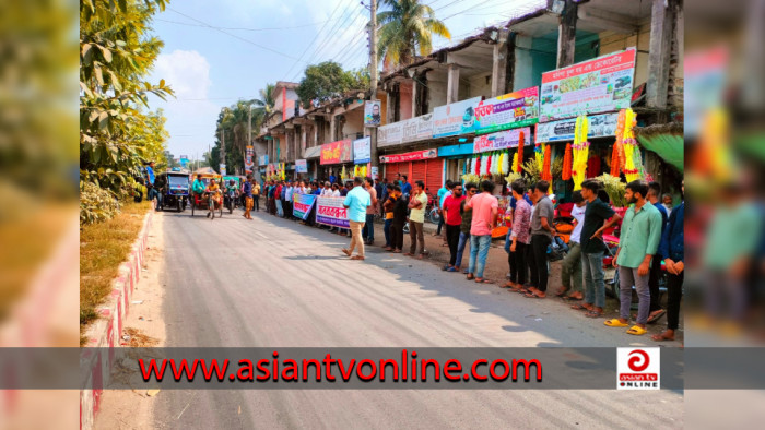 গাইবান্ধায় ২ সাংবাদিকের বিরুদ্ধে মামলা: প্রতিবাদে সড়ক অবরোধ