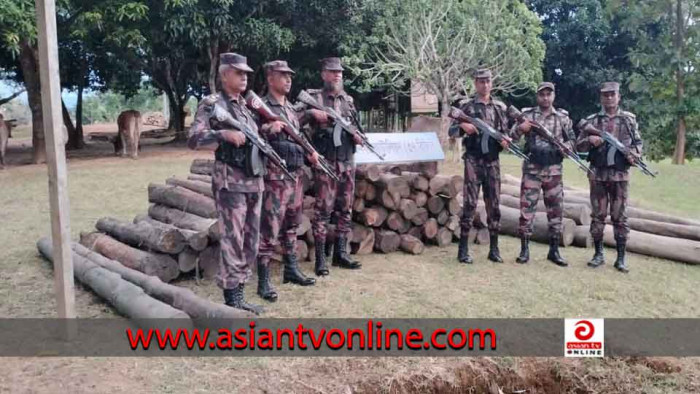 অবৈধভাবে পাচারকালে বাঘাইছড়িতে নৌকাসহ সেগুন ও গামারী কাঠ জব্দ