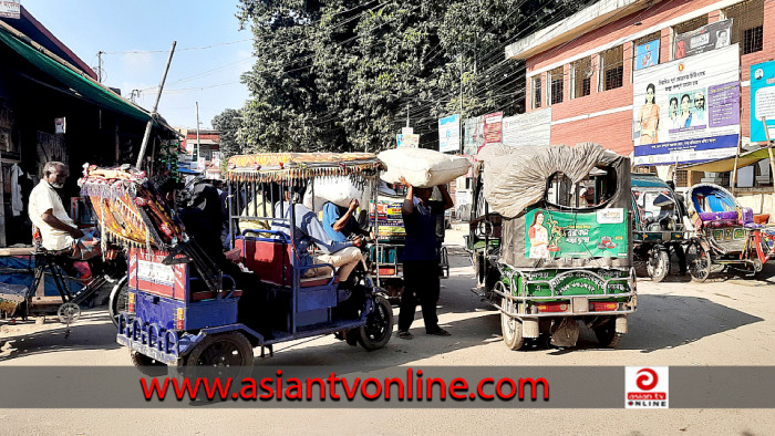 সৈয়দপুরে ব্যস্ততম রাস্তা এখন অটোরিকশা স্ট্যান্ড