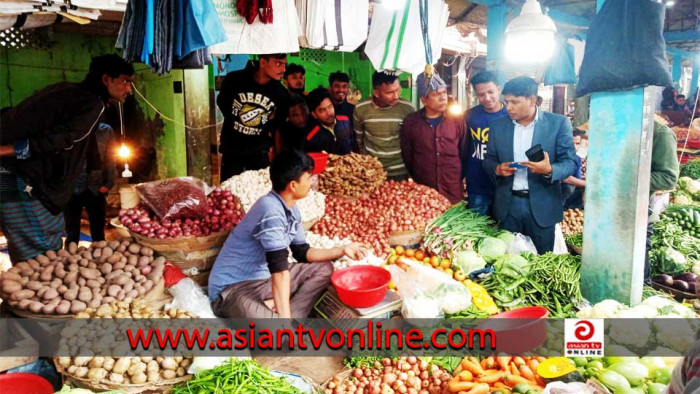 ম্যাজিস্ট্রেট আসার খবরে সৈয়দপুরে পেঁয়াজের দাম কমলো ৮০ টাকা