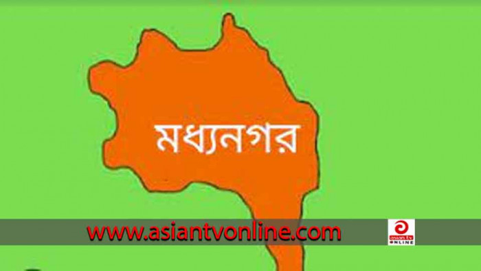 মধ্যনগরে ফুটবল খেলাকে কেন্দ্র করে সংঘর্ষে গুরুতর আহত ১