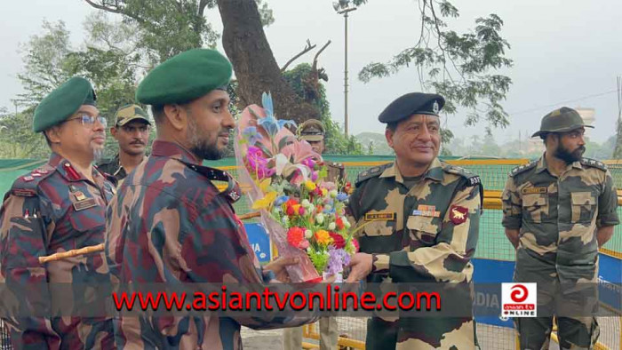 বিজয় দিবসে আখাউড়া সীমান্তে বিজিবি-বিএসএফ যৌথ রিট্রিট সিরিমনি অনুষ্ঠিত