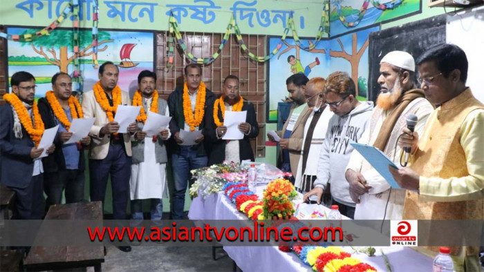 ঈশ্বরদী উপজেলা ইলেকট্রিক ব্যবসায়ী মালিক সমিতির কার্যনির্বাহী কমিটির শপথ গ্রহণ