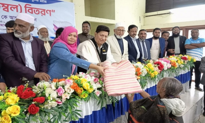 প্রকল্প সময়মতো শেষ না করলে জবাবদিহি করতে হবে: ড. মোমেন