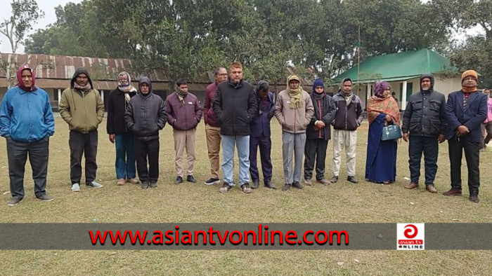 ঠাকুরগাঁওয়ে প্রধান শিক্ষকের দুর্নীতির প্রতিবাদে ১১ দিন ধরে শিক্ষকদের ক্লাস বর্জন