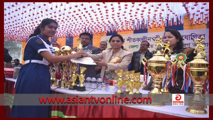 মানিকগঞ্জে ক্রীড়া প্রতিযোগিতার পুরস্কার বিতরণ