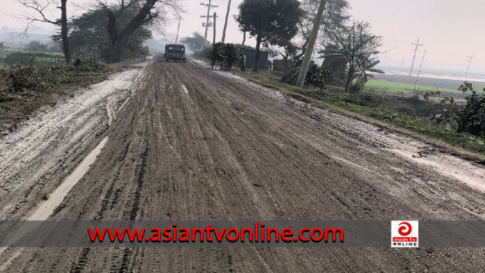 মাধবদীতে সড়কগুলো হয়ে উঠেছে মরণ ফাঁদ