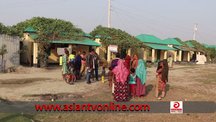 পাবনায় সালিশের নামে তামাশা, ধর্ষণের শাস্তি হিসেবে জরিমানা ১ হাজার টাকা!