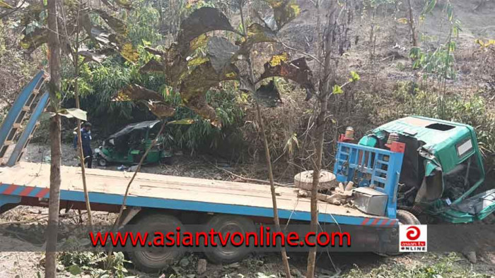 রাঙামাটিতে দ্রুতগতির ট্রাকের চাপায় অটোরিকশার ৩ আরোহী নিহত