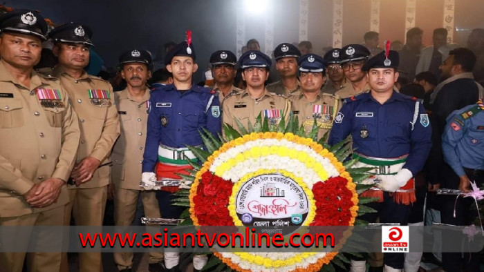 পঞ্চগড়ে ভাষা শহীদদের প্রতি জেলা পুলিশের শ্রদ্ধা