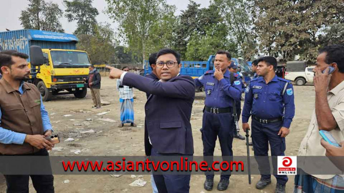 টাঙ্গাইল কেন্দ্রীয় ঈদগাহ্ থেকে অবৈধ ট্রাক স্ট্যান্ড উচ্ছেদ