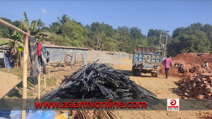 রাঙ্গামাটিতে চাঁদাবাজদের হাতে জিম্মি ঠিকাদাররা!