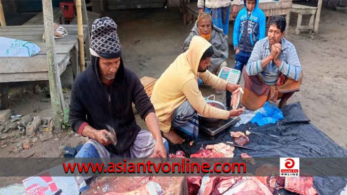 মেহেরপুরে মাংসের বাজারে আগুন: মহিষ ৮০০, গরু ৭৫০ টাকা