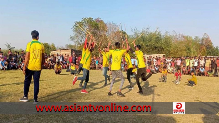 মেহেরপুরে হারিয়ে যাওয়া গ্রামীণ খেলায় মুগ্ধ দর্শক, দেখতে চায় প্রতি বছর