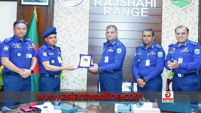 রাজশাহী রেঞ্জের শ্রেষ্ঠ ওসি গুরুদাসপুর থানার ভারপ্রাপ্ত কর্মকর্তা উজ্জল হোসেন