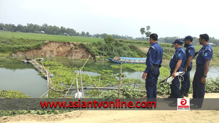 বাসাইলে পুলিশের উদ্যোগে ৬ ড্রেজার মেশিন ধ্বংস