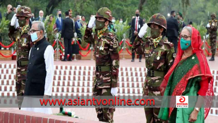 স্বাধীনতা দিবস: স্মৃতিসৌধে রাষ্ট্রপতি ও প্রধানমন্ত্রীর শ্রদ্ধা