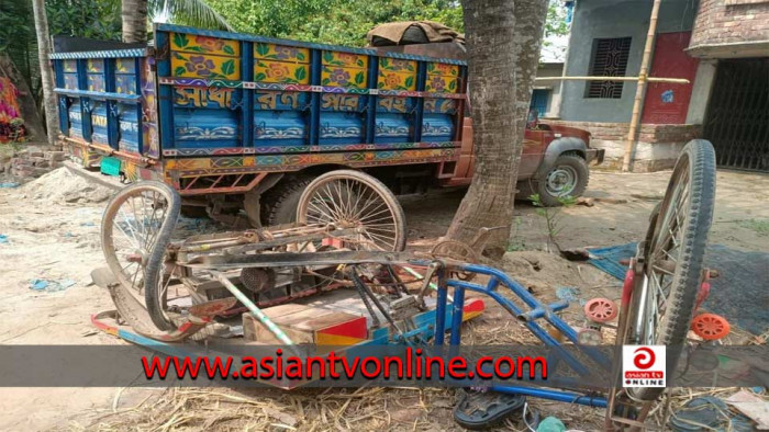 গুরুদাসপুরে সড়ক দুর্ঘটনায় নিহত ১, আহত ৩