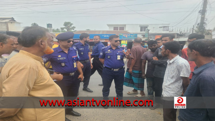 ঈদকে সামনে রেখে চাঁদাবাজি রুখতে কঠোর অবস্থানে পাংশা থানা পুলিশ