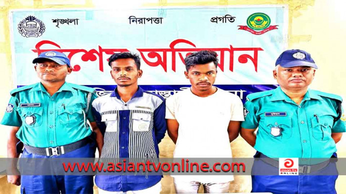 চট্টগ্রামে ছিনতাইয়ে ব্যর্থ হয়ে ছুরিকাঘাত, আটক ২