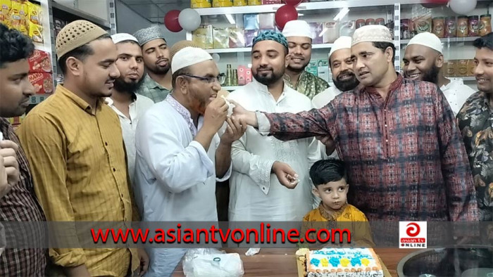 চৌমুহনী চৌরাস্তায় মিতালি সুইটস অ্যান্ড বেকারির উদ্বোধন