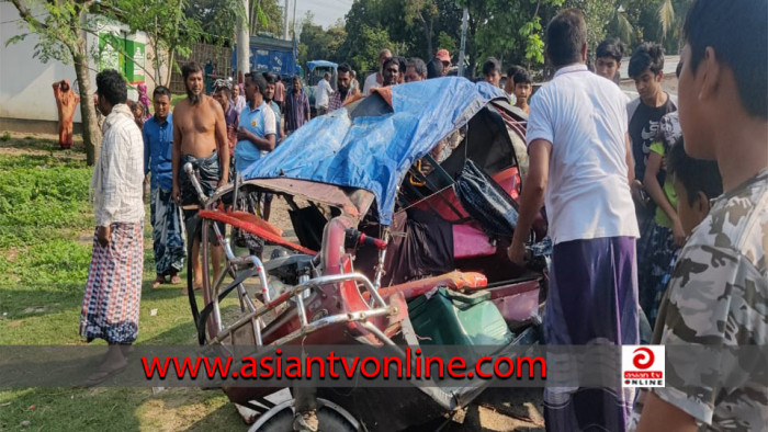 চাঁপাইনবাবগঞ্জে ট্রাক-অটোরিকশার মুখোমুখি সংঘর্ষ: নিহত ১, আহত ৪