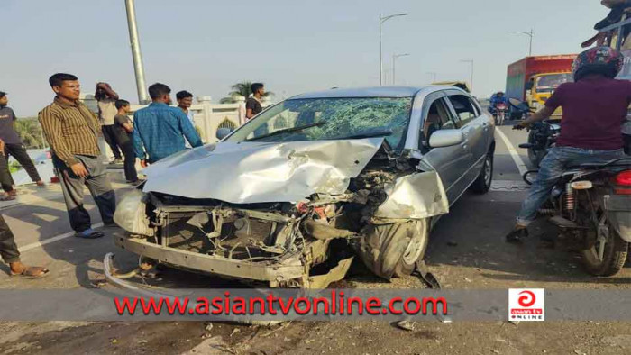 পিরোজপুরে প্রাইভেটকার ও মোটর সাইকেলের সংঘর্ষ, নিহত ১