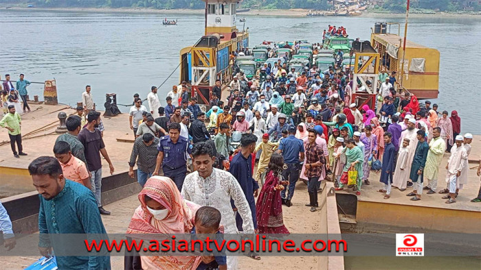 ঈদের ছুটিতে চন্দ্রঘোনা-রাইখালী ফেরিঘাটে সীমাহীন দুর্ভোগ