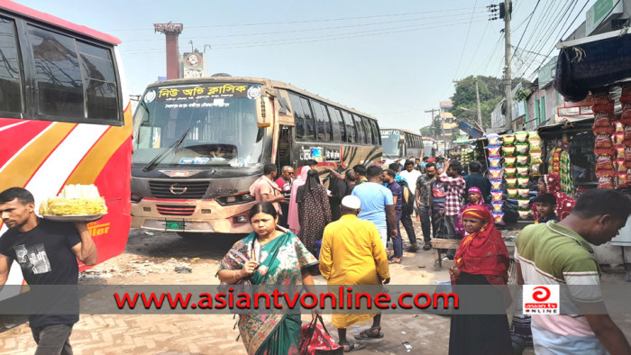 বাস কাউন্টারে নেই টিকিট, দু’একটি থাকলেও দাম দ্বিগুণ